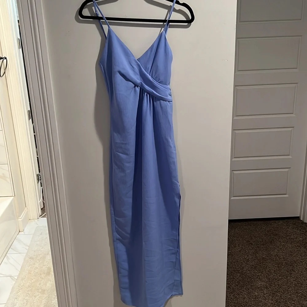 Brand new revolve dress - Picture 4 of 5
